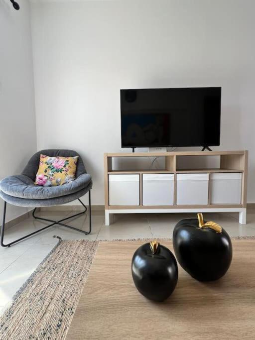 Margarita Gardens Two 1bed Flats 500m From Sea * Pafos